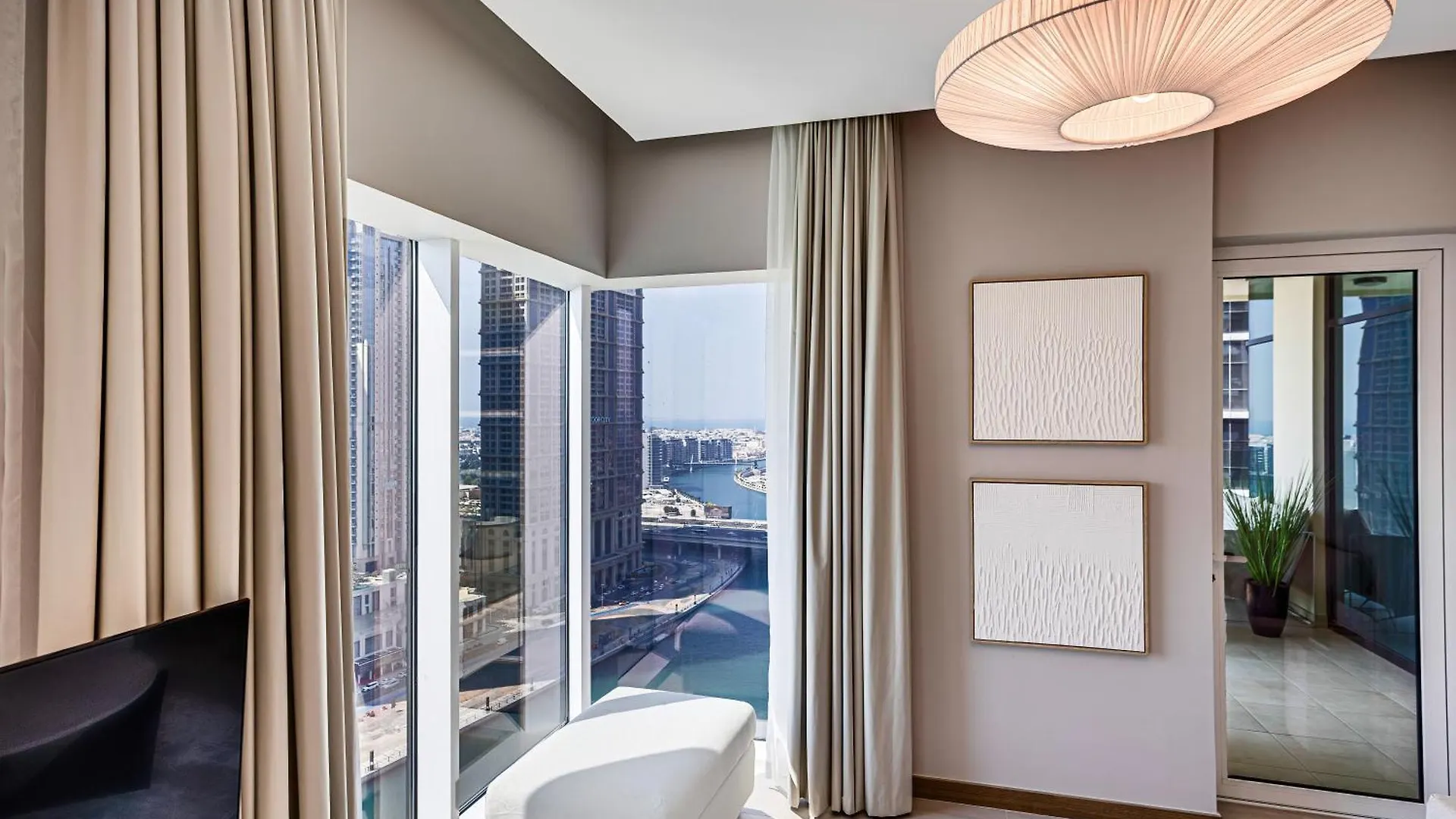 Luxury 3Bd Study In Missoni With Private Elevator Apartment Dubai