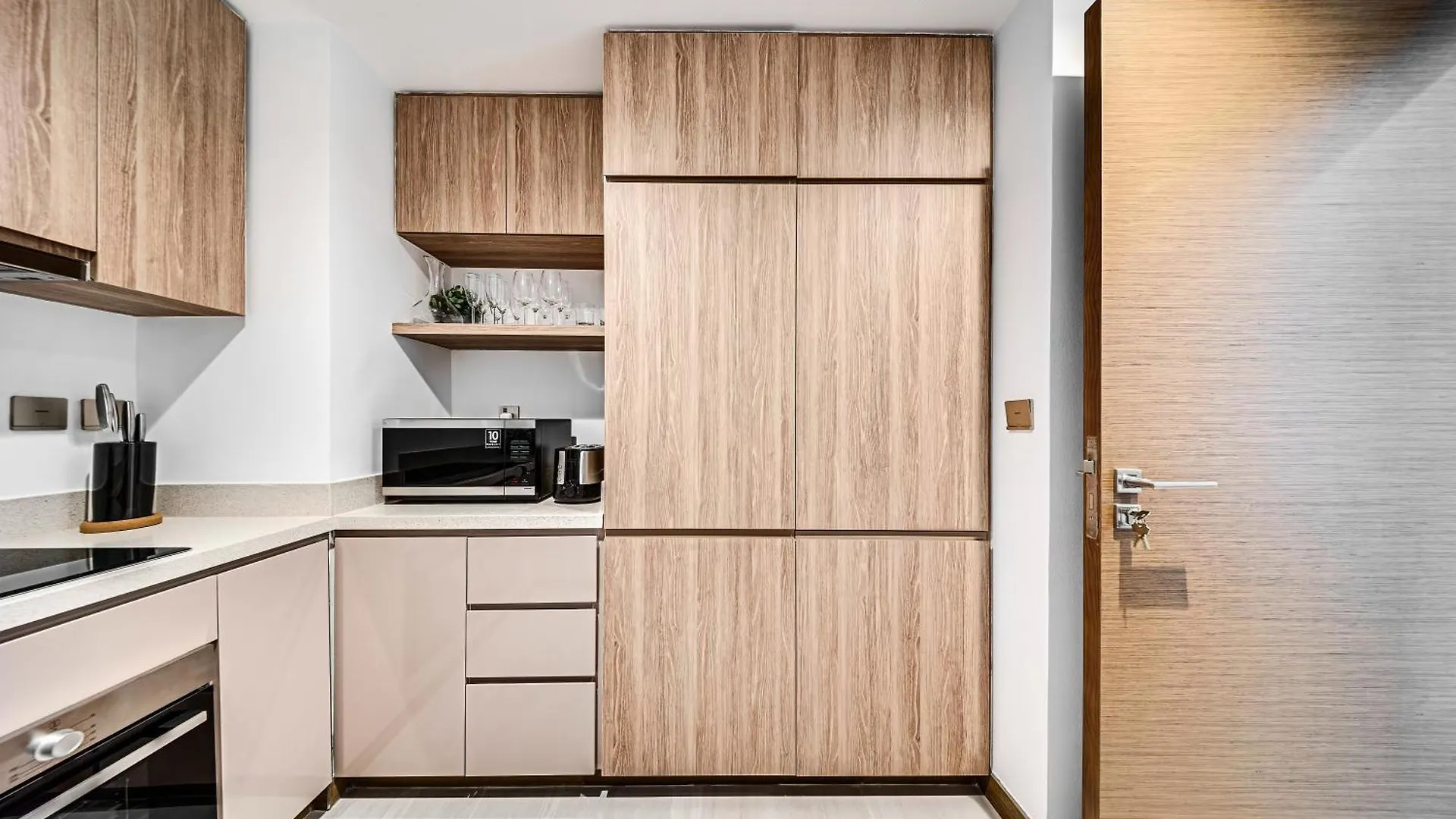 Luxury 3Bd Study In Missoni With Private Elevator Apartment Dubai