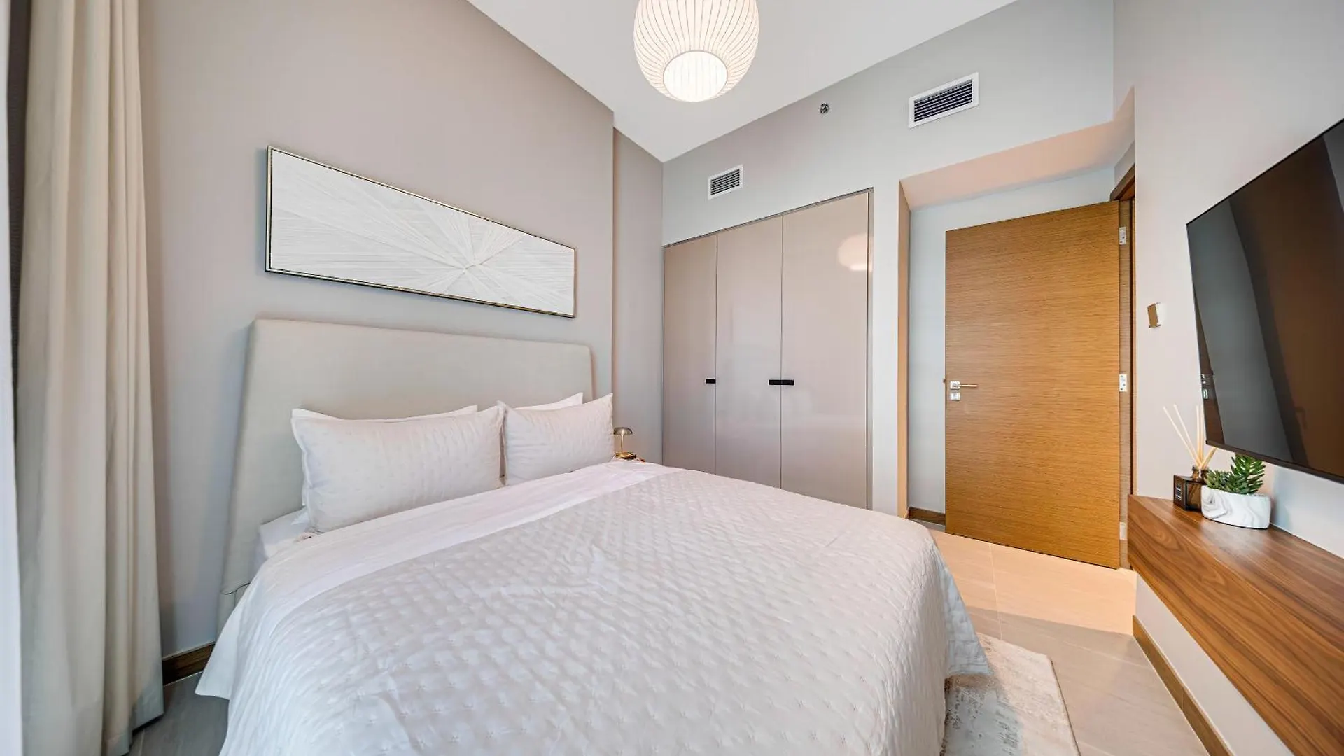 Luxury 3Bd Study In Missoni With Private Elevator Apartment Dubai